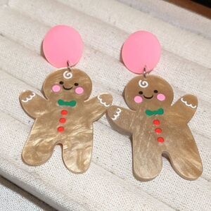 Gingerbread men acrylic post back holiday earrings nwt